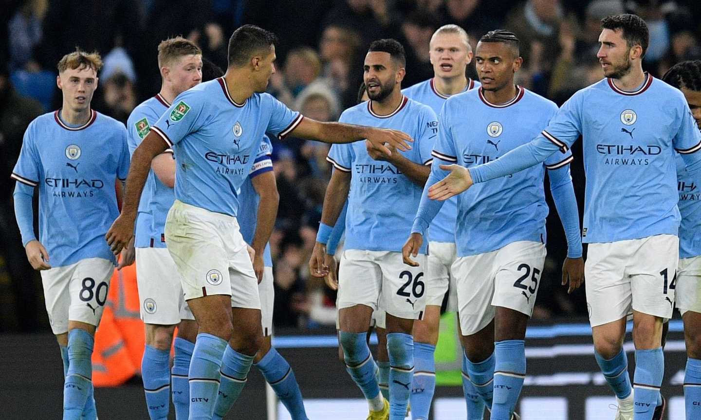 Manchester City-Liverpool è sempre show! Guardiola batte Klopp 3-2 e vola ai quarti di Carabao Cup