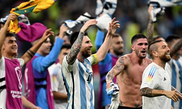 Argentina, Messi über alles: segna, fa 1000 presenze e si carica una nazione sulle spalle