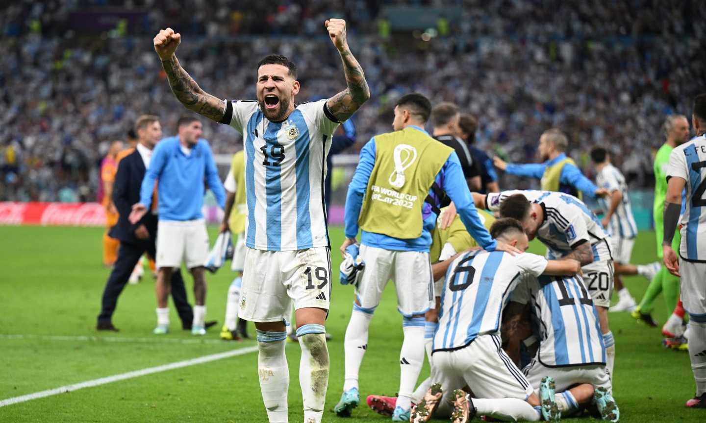 Otamendi, sirene dall'Argentina: il Benfica ha altre idee