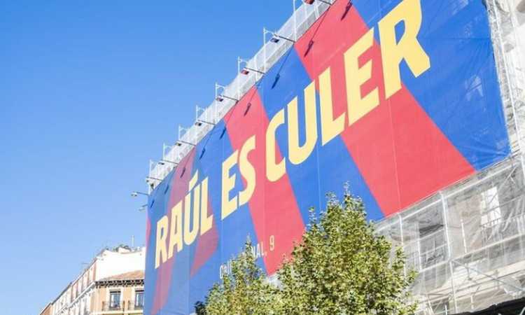 Il Barcellona sbarca a Madrid, primo store nella capitale: 'Raul è culè, FOTO Il Barcellona sbarca a Madrid, primo store nella capitale: 'Raul è culè, FOTO