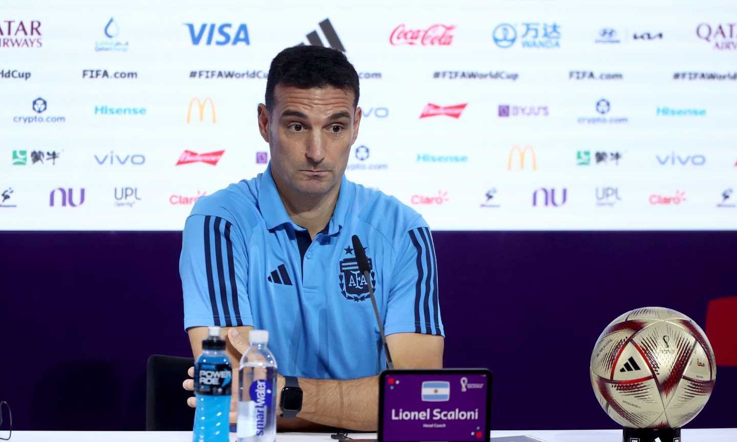 Argentina, Scaloni punge l'Olanda: 'Noi sappiamo vincere e perdere...'