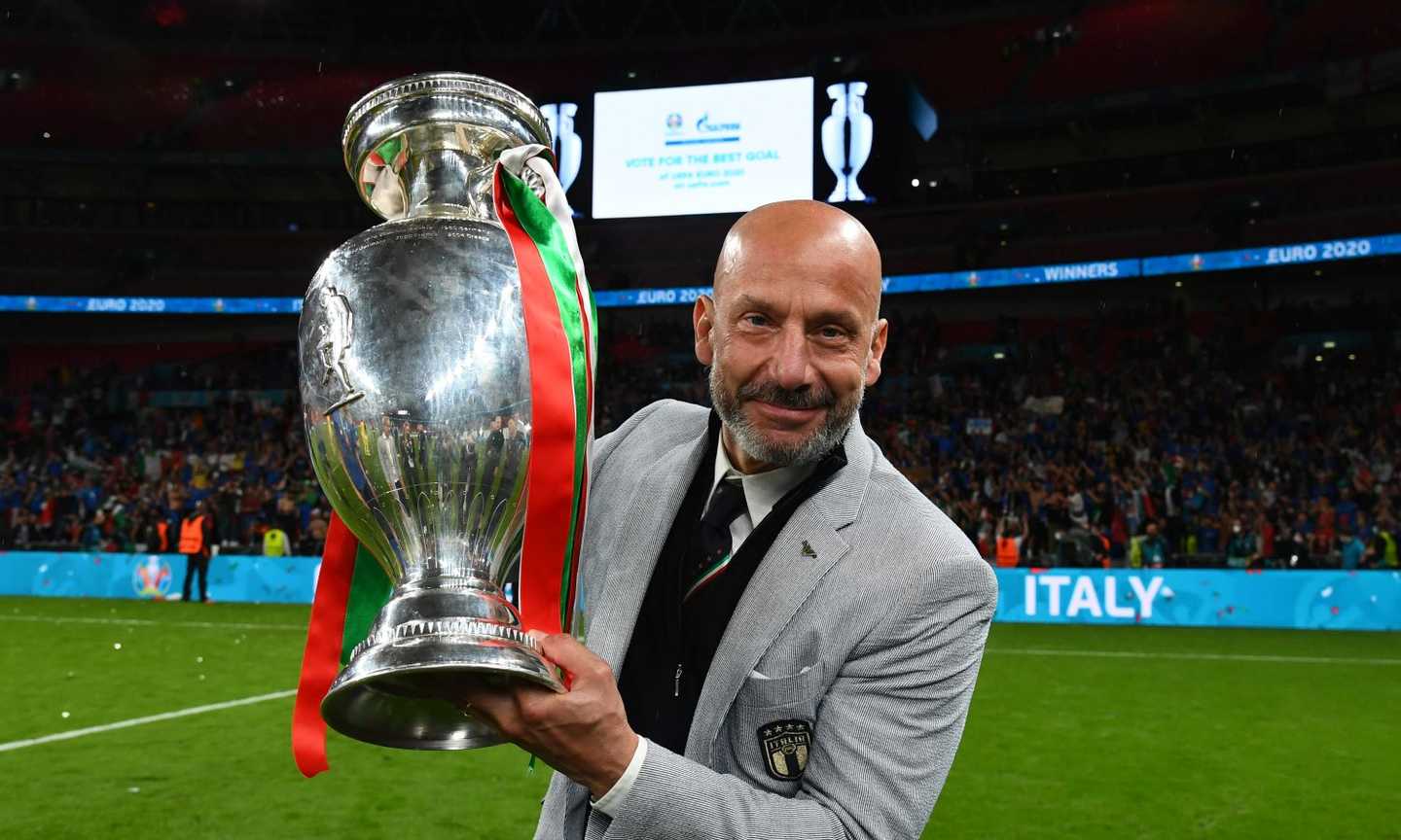 Vialli, il ricordo di Acerbi: 'Grazie, sei stato semplicemente un grande'