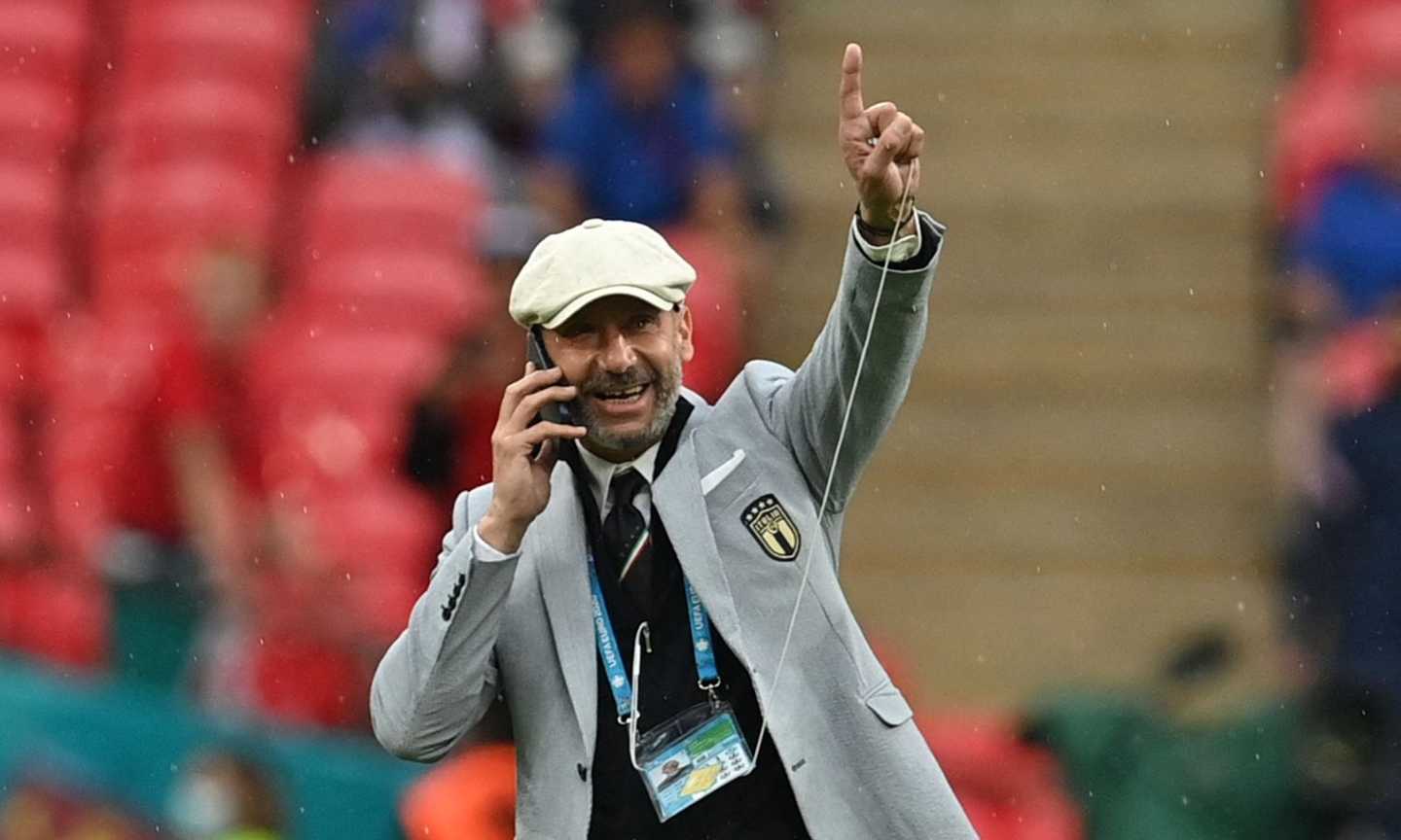 Vialli, l'Hellas Verona si unisce al cordoglio: 'Autentica leggenda del calcio mondiale'