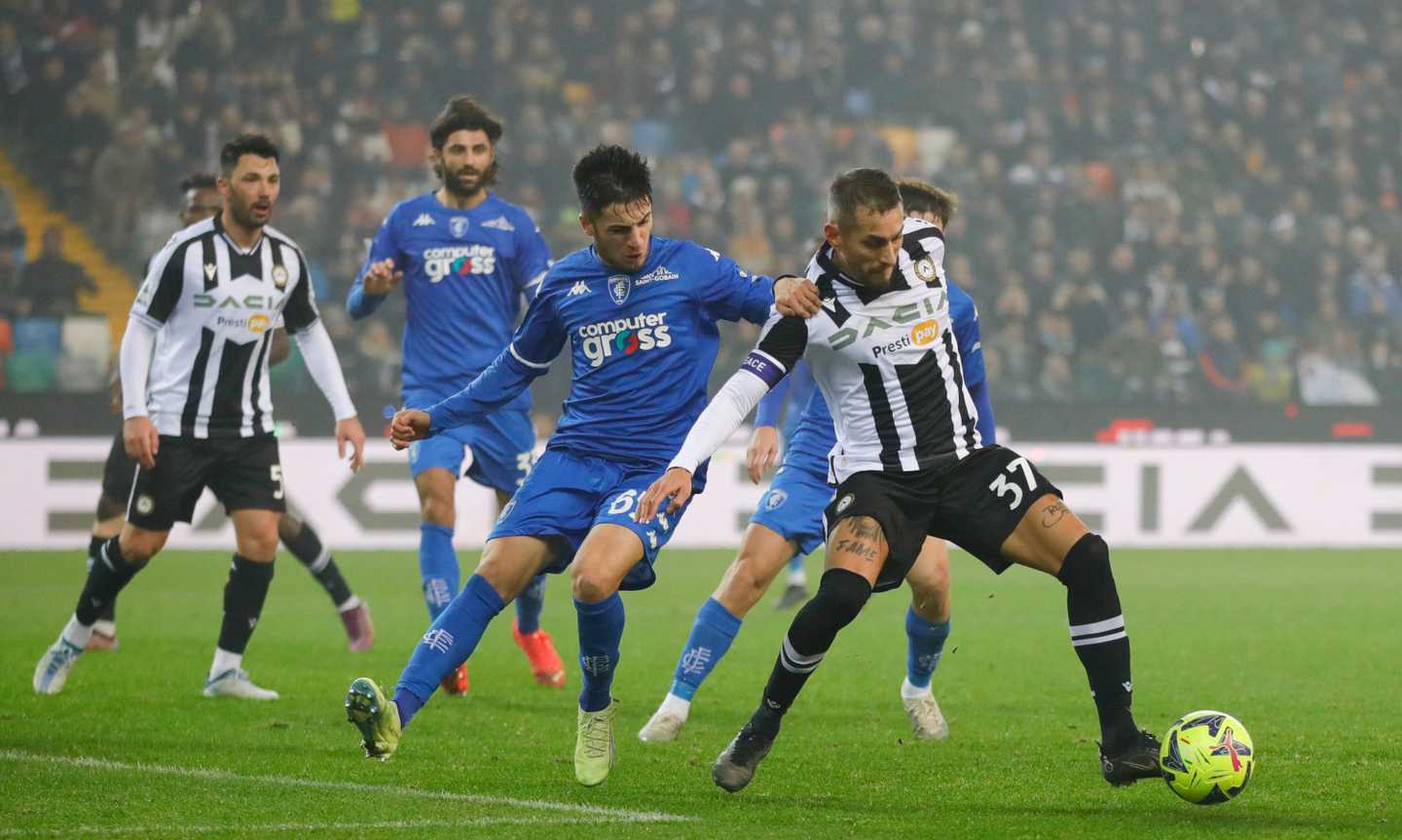 Serie A, 1-1 anche tra Udinese ed Empoli. Pareggio pirotecnico a Firenze. Vince la Samp, si ferma l'Atalanta