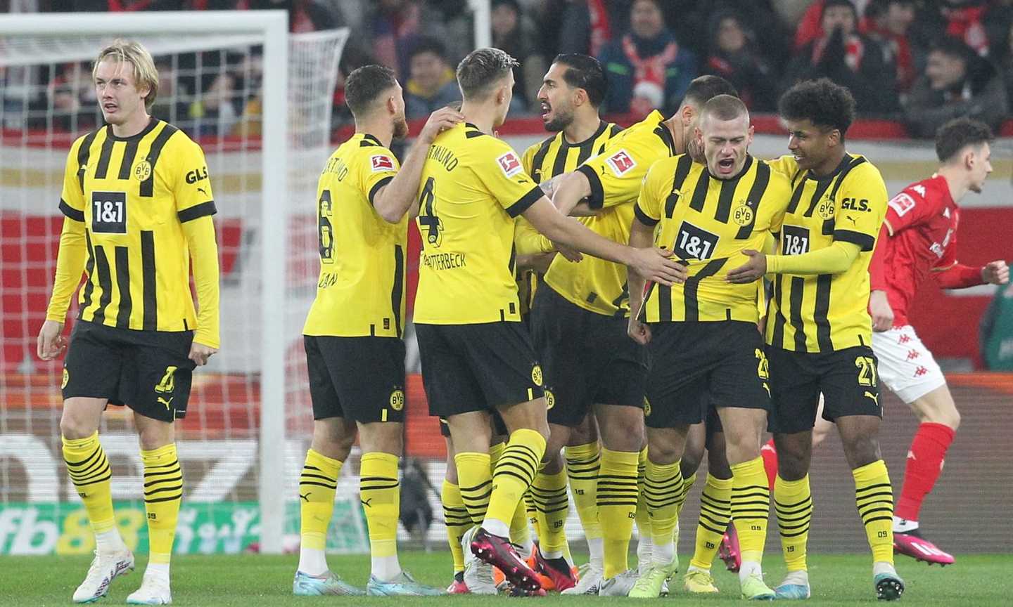 Borussia Dortmund, astro nascente del Belgio ad un passo