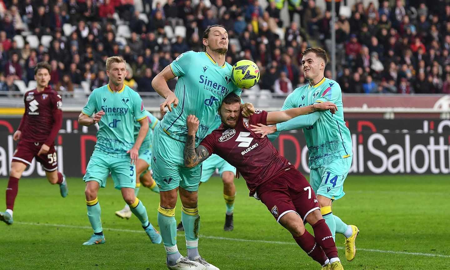 Verona, Djuric dopo il Torino: 'Fatto un piccolo passo avanti. Non siamo ancora pronti mentalmente'