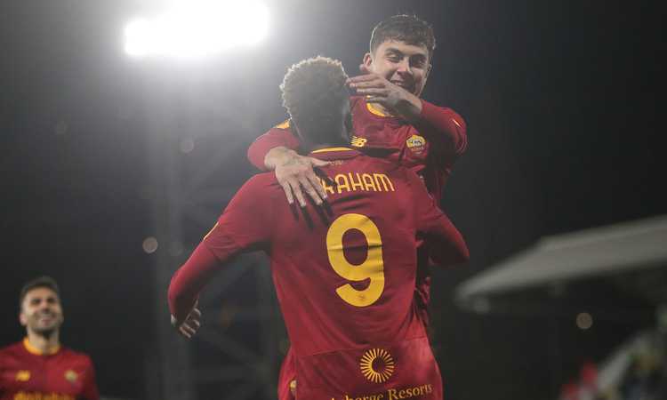 Dybala inventa, Abraham segna: la Roma passa 2-0 con lo Spezia. Mou è a -1 dal 2° posto