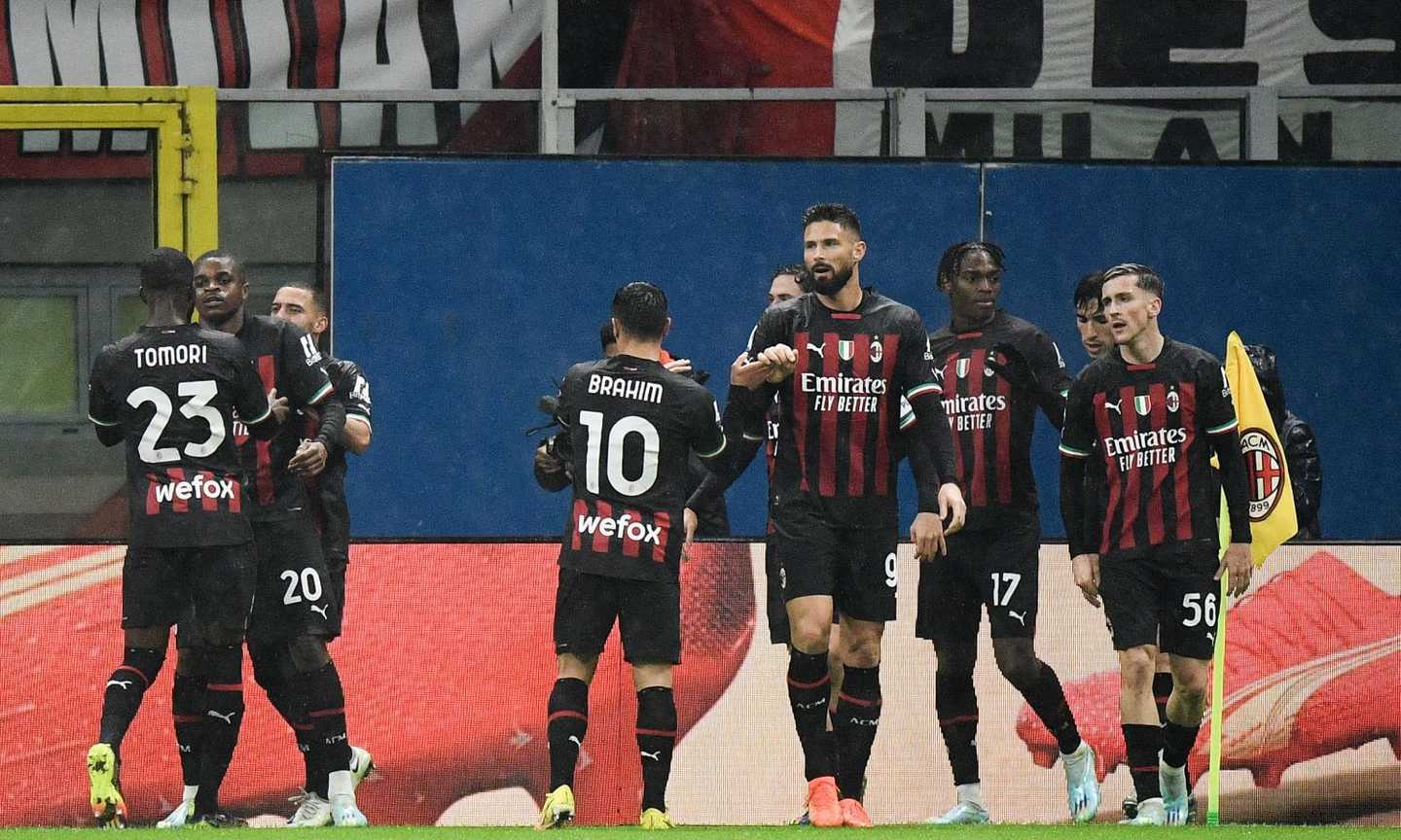 Milan e Roma vedono un posto in Champions League, in quota inseguono Lazio e Atalanta