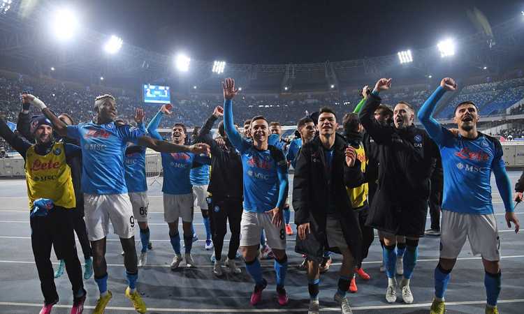 Napoli, De Laurentiis porta tutti a cena: festeggiamenti dopo la vittoria con la Roma VIDEO