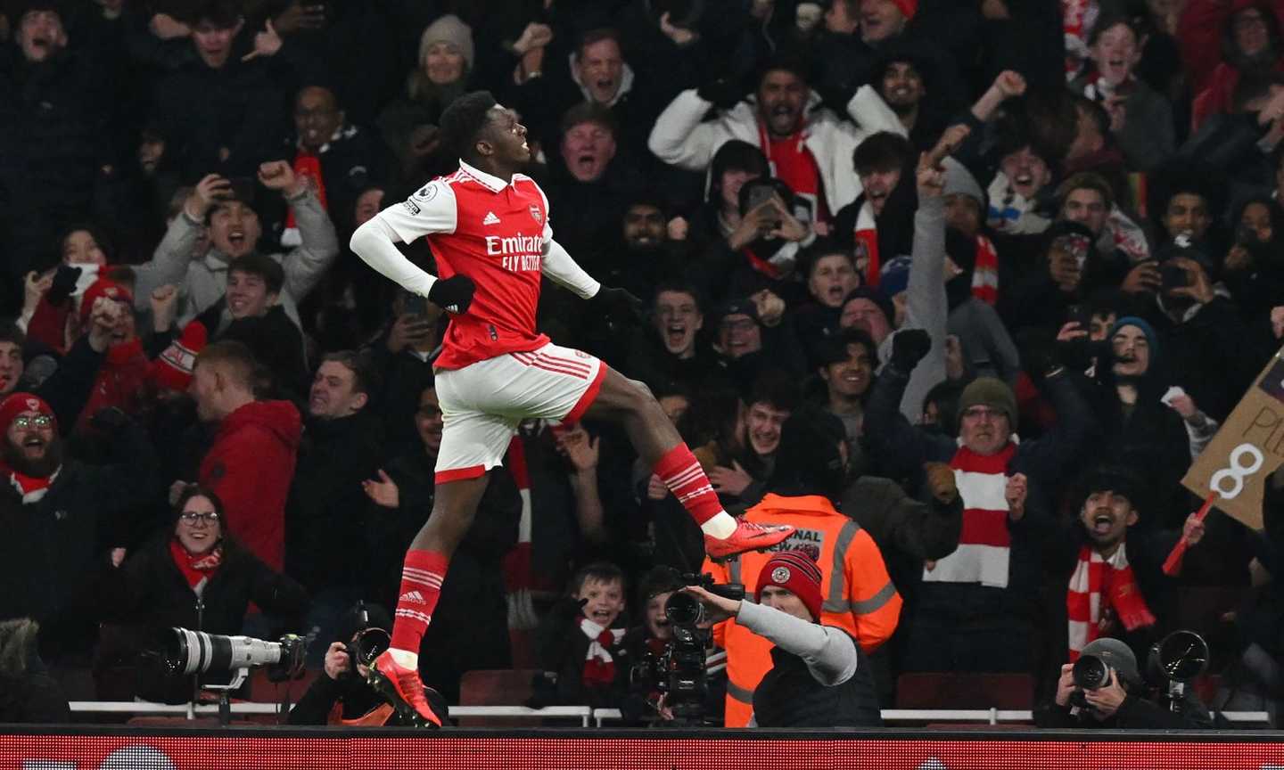 Premier, 3-0 Manchester City nel segno di Haaland. L'Arsenal batte anche lo United con un super Nketiah