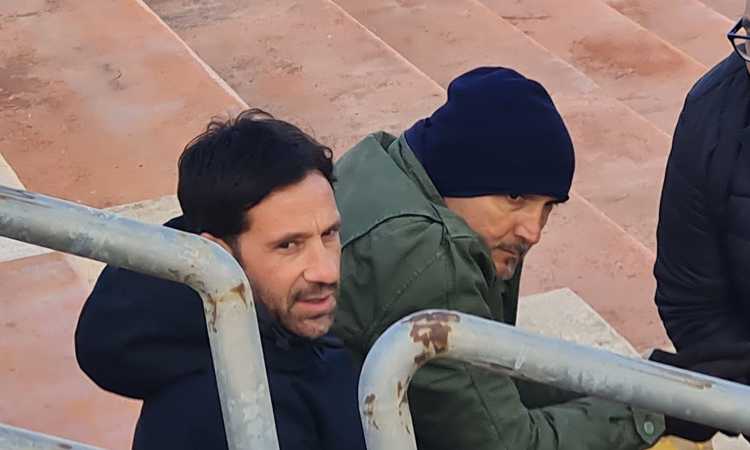 Napoli, Spalletti non si ferma: visita speciale dopo l’allenamento Napoli, Spalletti non si ferma: visita speciale dopo l’allenamento