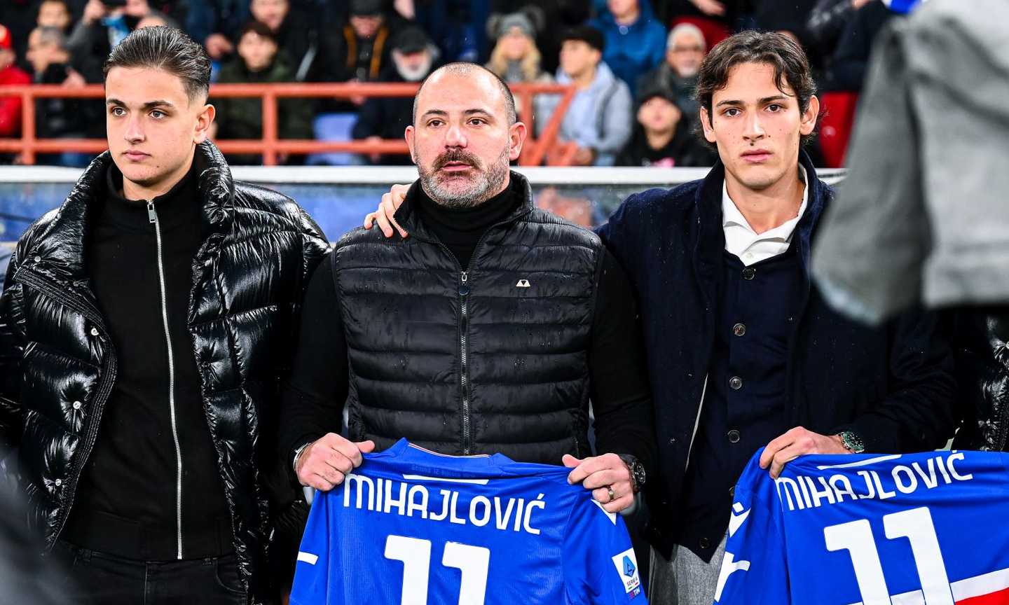 I figli di Mihajlovic: 'Doveva fare un viaggio, aveva chiamato Conte e Guardiola. Esonero? Nessuno sapeva'