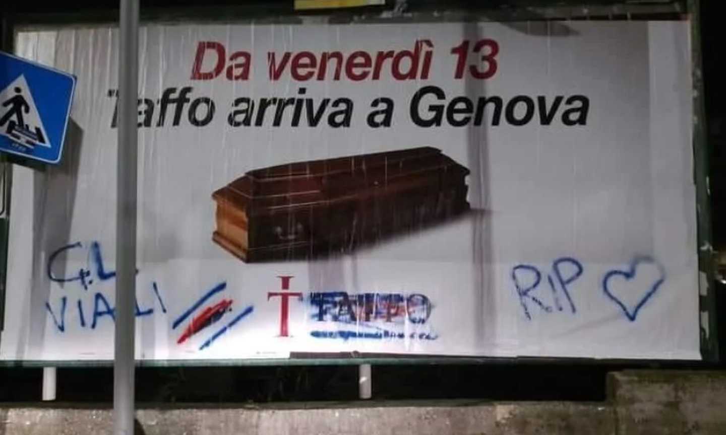 Oltraggio alla memoria di Vialli: atto vandalico a Genova su un cartellone di Taffo FOTO