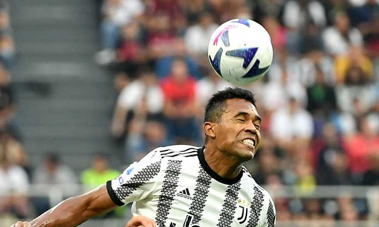 Juve, Alex Sandro: 'Ora dobbiamo vincerle tutte, la nostra realtà è questa'