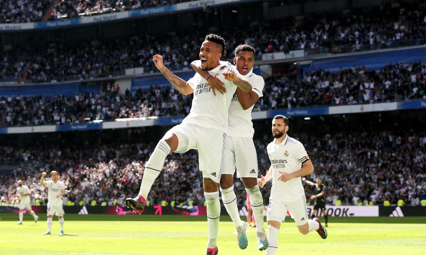 Liga: il Real Madrid vince in rimonta, il Valencia respira con Kluivert