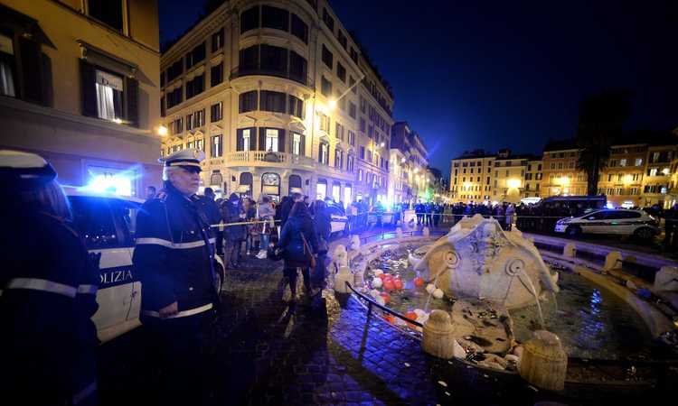 Roma-Feyenoord, la minaccia degli olandesi: 'Rompiamo la Barcaccia'