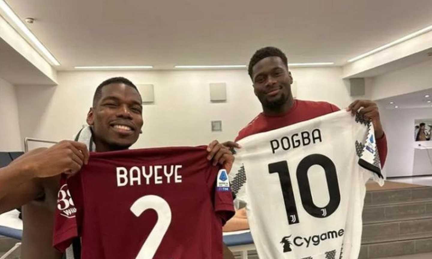 Juventus-Torino, scambio di maglia tra Bayeye e Pogba: tifosi granata furiosi