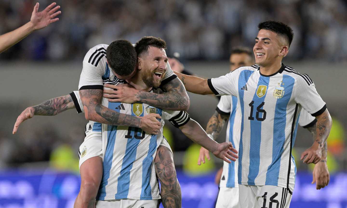 L'Argentina ai piedi di Messi: la sede di Ezeiza della Federcalcio intitolata alla Pulce