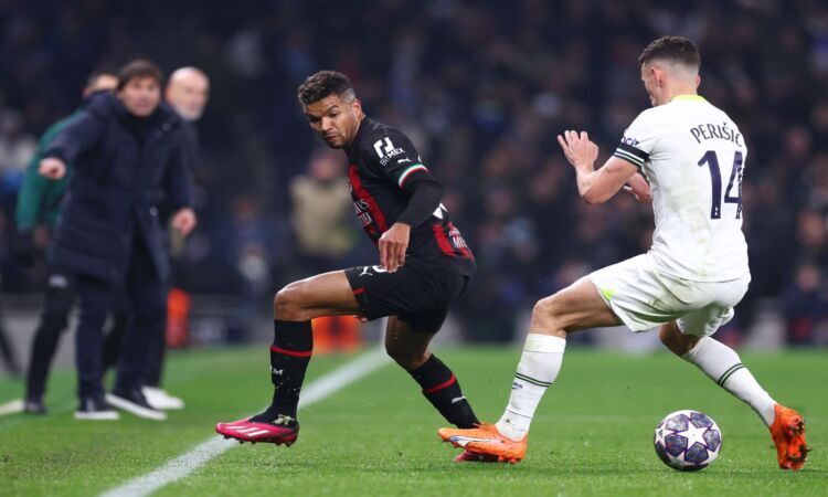 Milan, si ferma Messias: deve abbandonare il campo nella ripresa col Tottenham