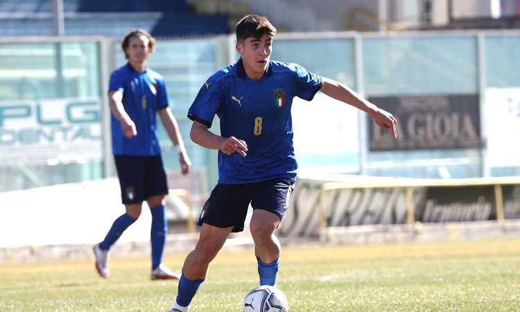 Франция италия u19. Румыния Италия. Румыния Италия кто гостт.