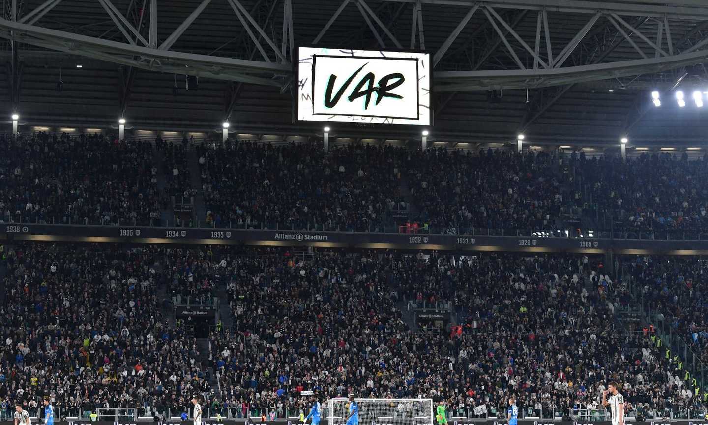 Chiesa a CM: 'C'è un grave errore in Juve-Napoli! Vi spiego perché Fabbri sbaglia sul gol annullato a Di Maria'