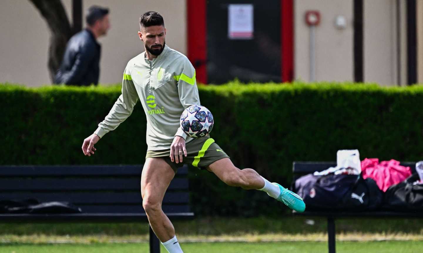 Milan, verso il Napoli: Giroud in campo. Le ultime su Kjaer e Thiaw VIDEO