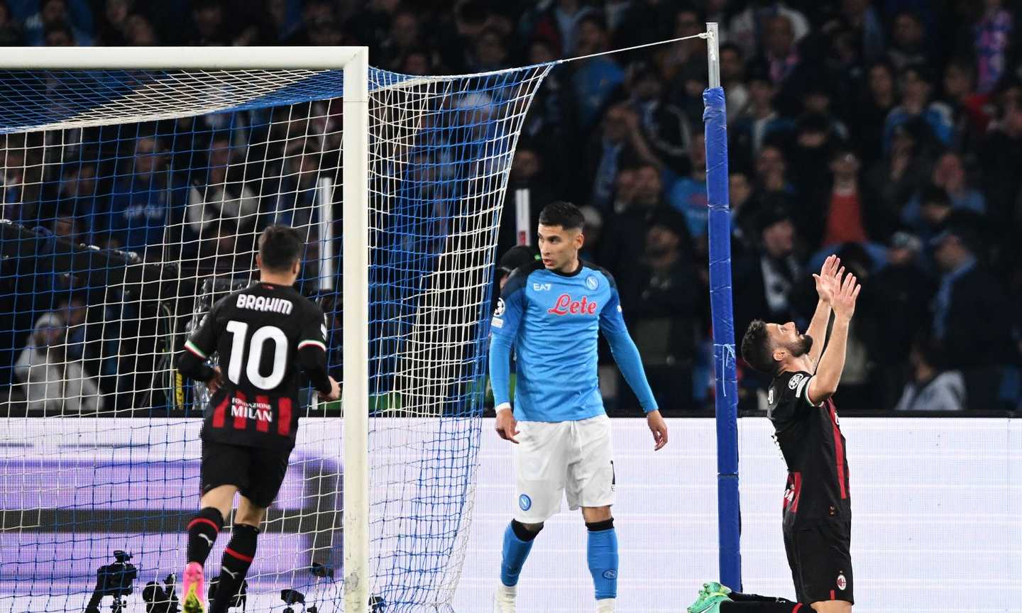 Napoli-Milan 1-1 (primo tempo 0-1): il tabellino