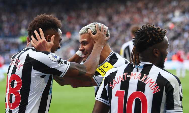Premier: West Ham, vittoria salvezza. Newcastle devastante, è 3°: Man United sconfitto 2-0