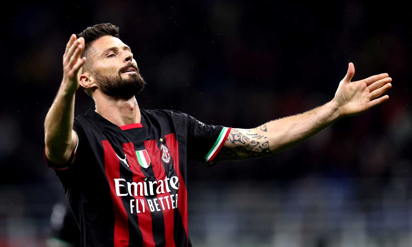 Milan, Giroud: 'Se il fisico regge, sono ancora importante per la squadra. E su Leao...'