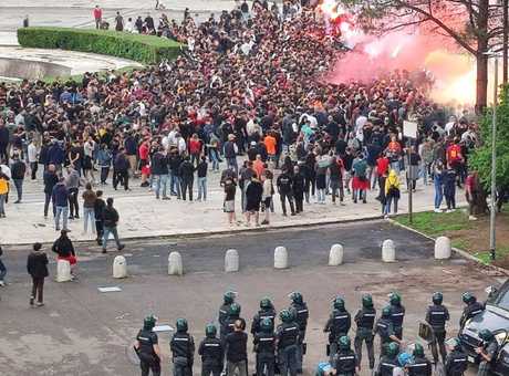 Roma-Salernitana, La Curva Sud Si Svuota: Rischio Scontri Fuori Dall ...