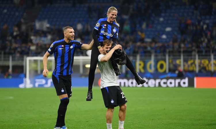 Inter In Finale Di Champions | Tifosi In Festa | Fuochi D'artificio In ...