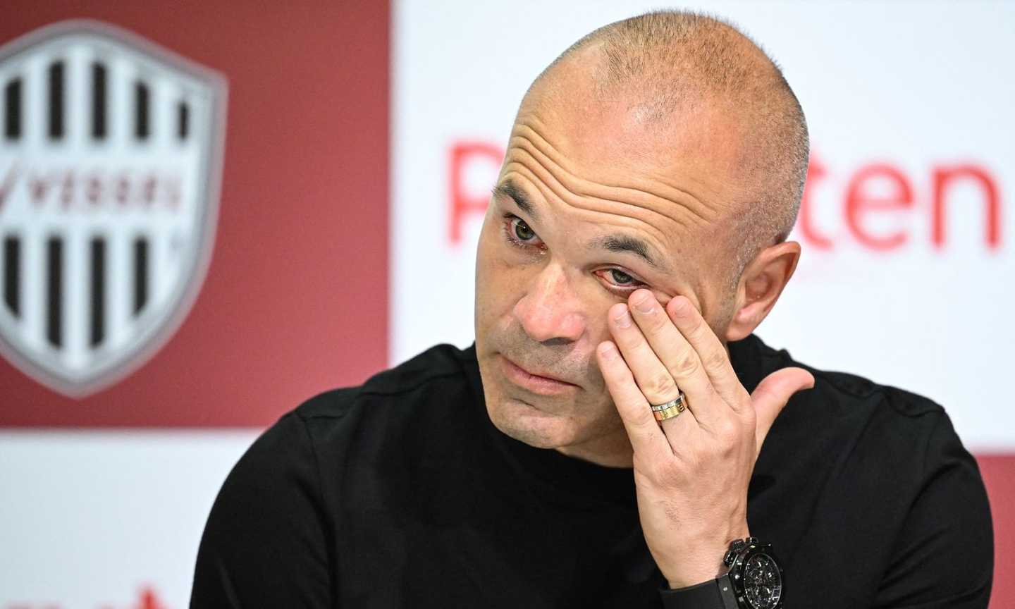 UFFICIALE: Iniesta lascia il Vissel Kobe in lacrime, ma non si ritira