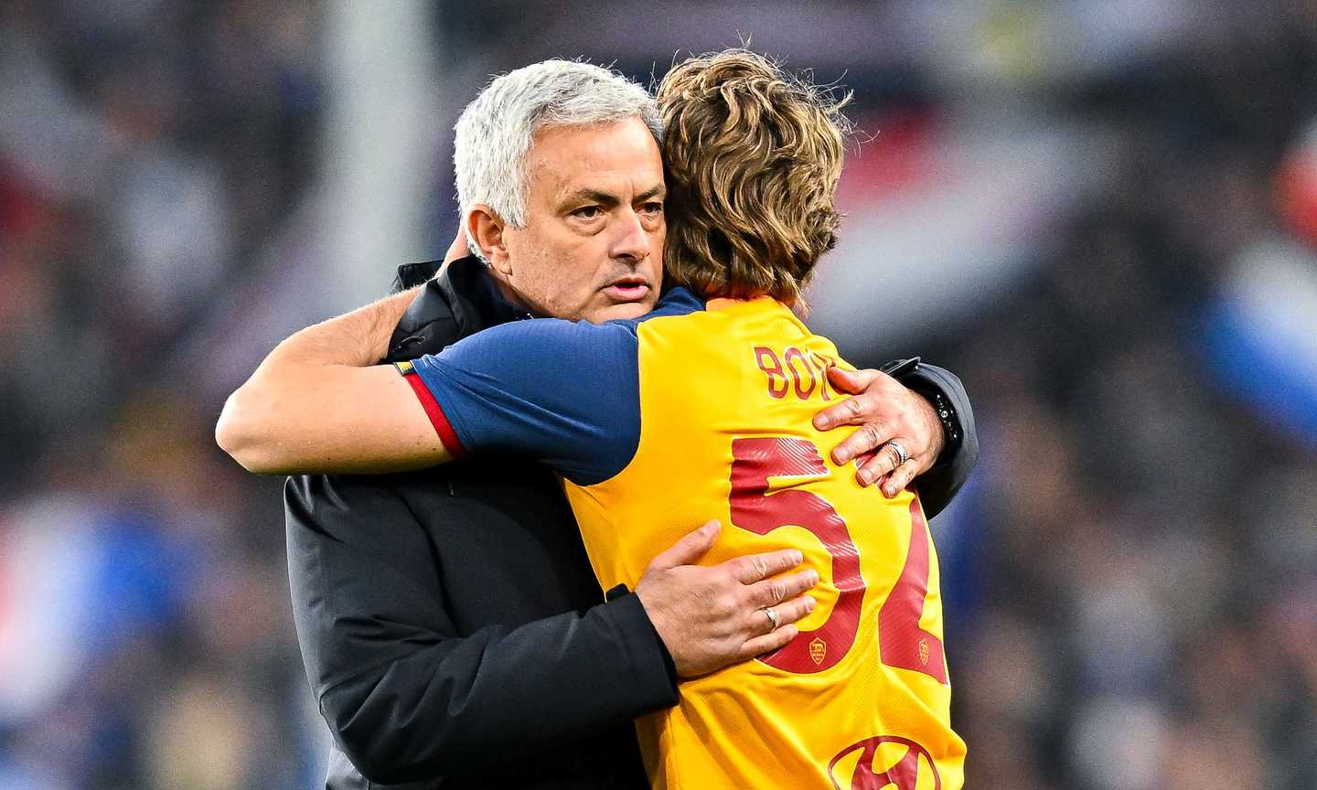 Roma, Bove e il rapporto con Mourinho: 'Mi piace perché dice le cose in faccia'