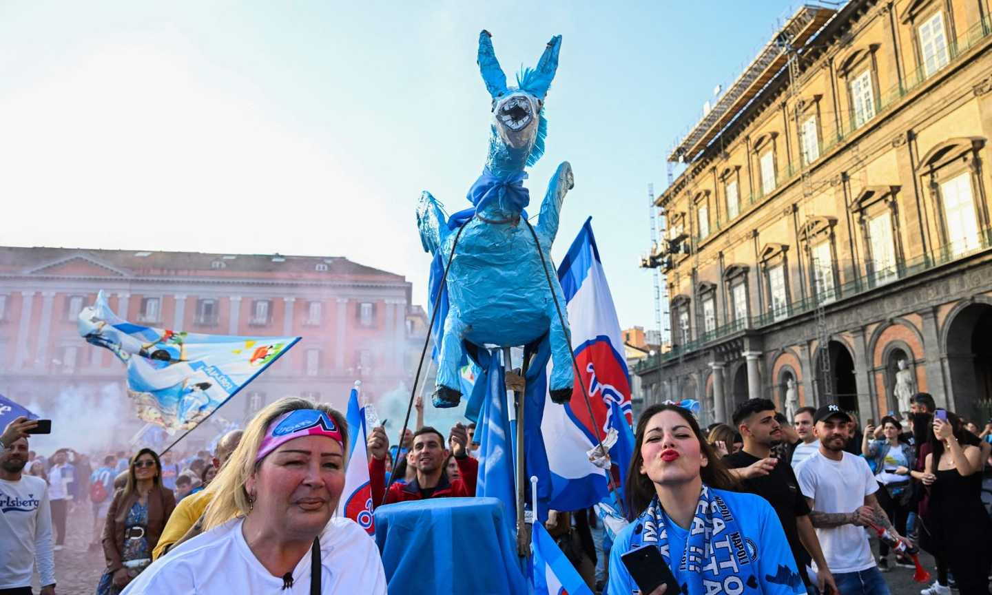 S’imbucò negli spogliatori del Napoli, tifoso denunciato 