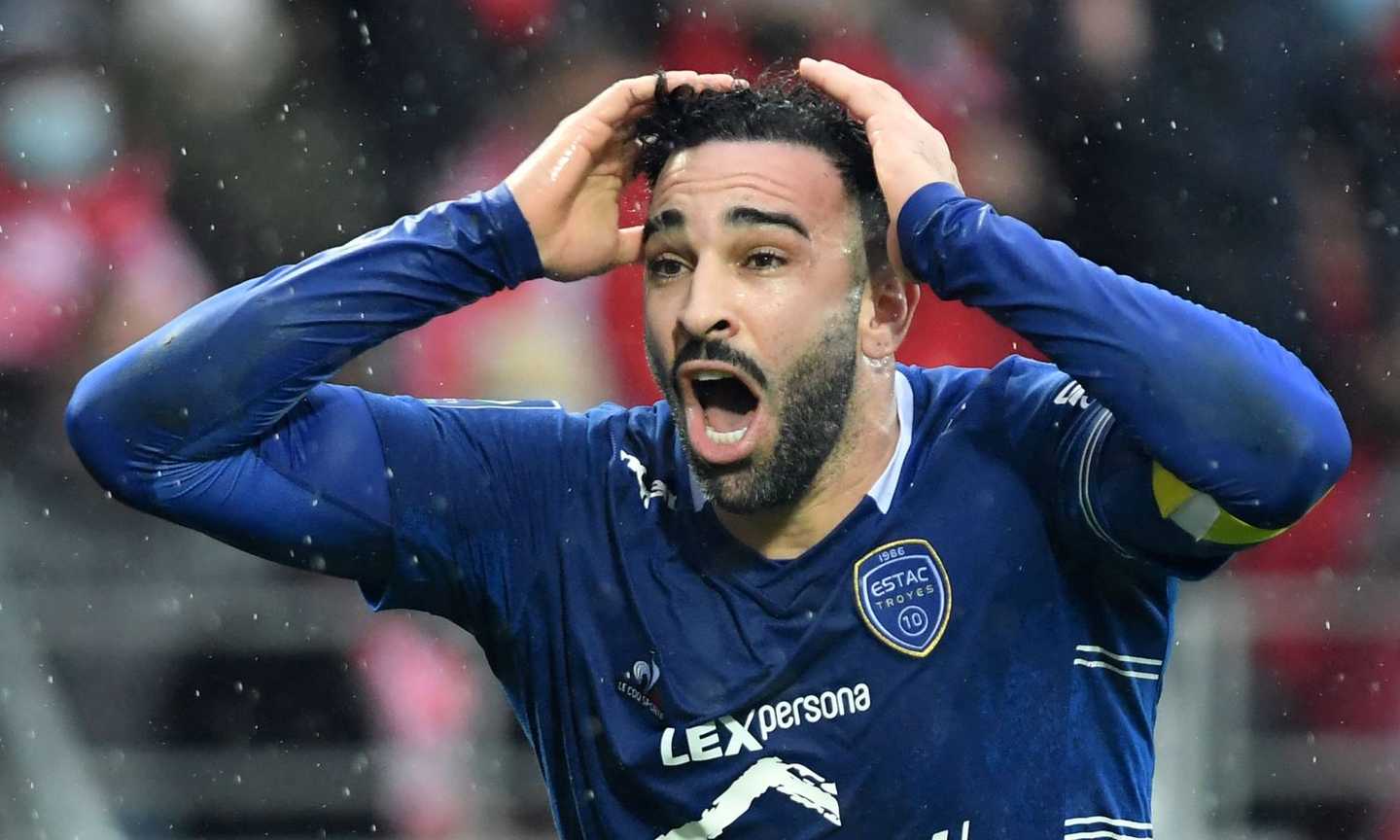 L'ex Milan Rami a muso duro coi tifosi del Troyes: 'Non sono un traditore, non tollererò le offese'