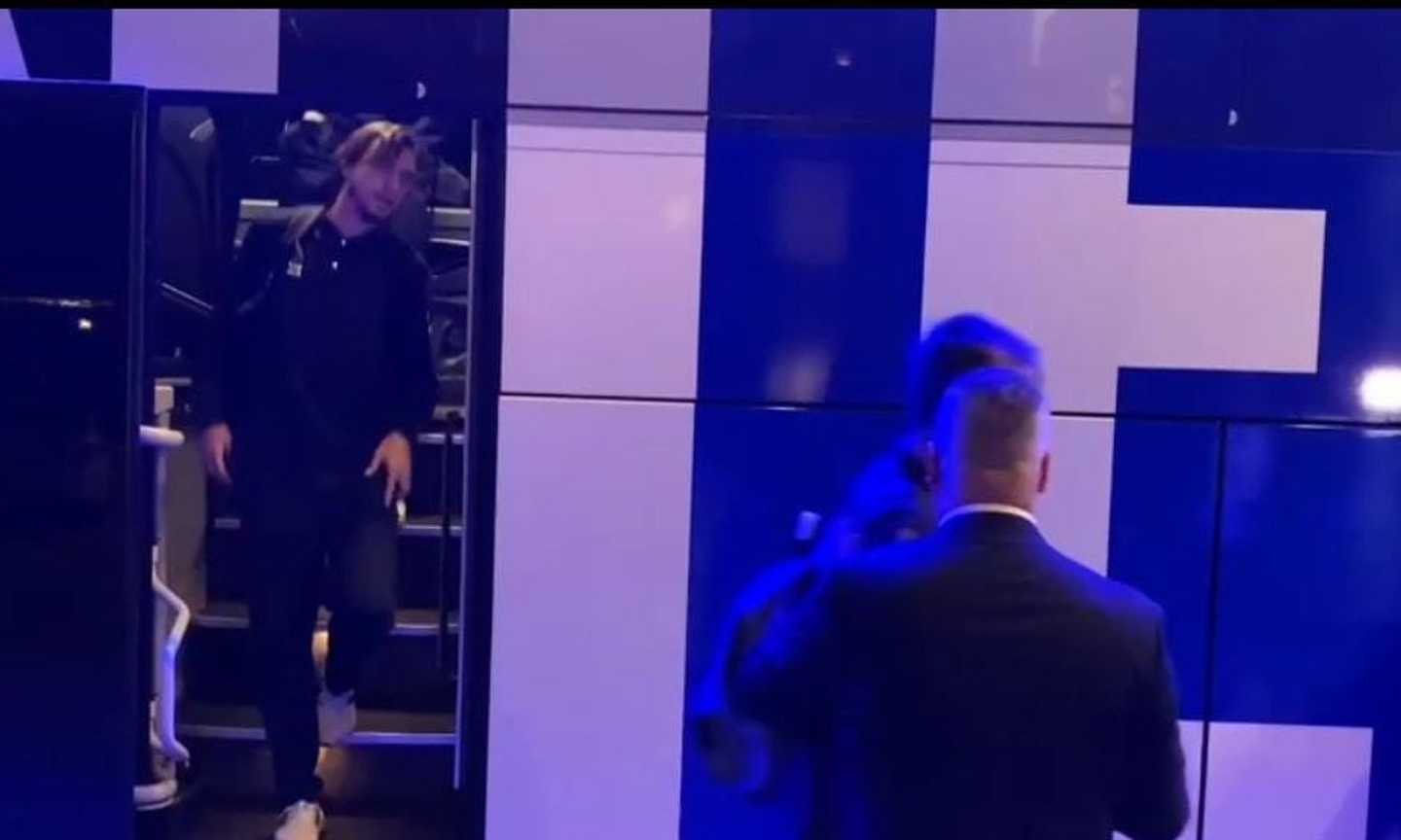 L'Inter è a Istanbul: le immagini del pullman nerazzurro in Turchia VIDEO