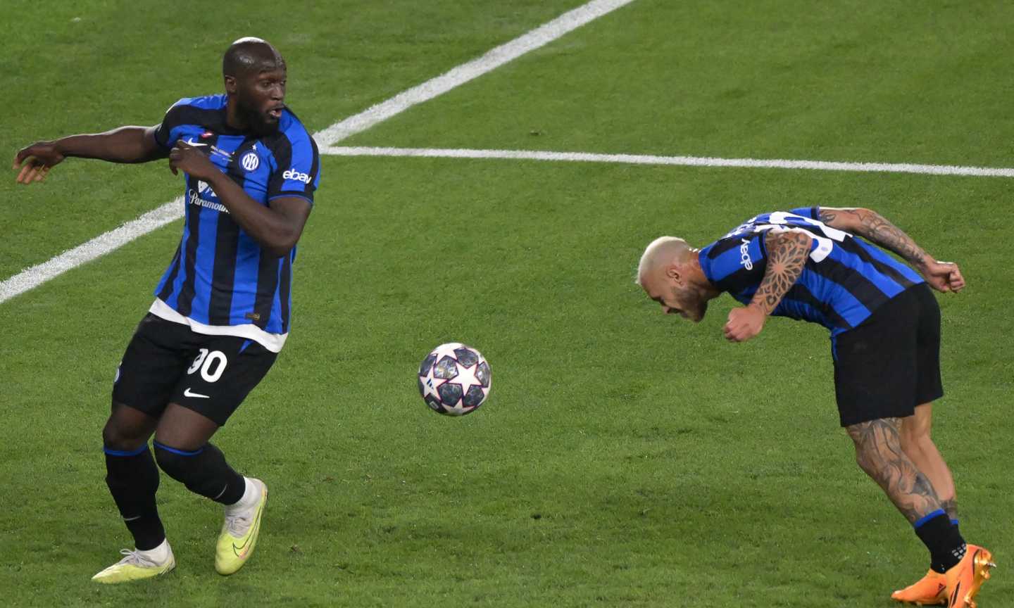 Inter, Dimarco da Cattelan: 'Non posso dire in tv cosa ho pensato su Lukaku' VIDEO