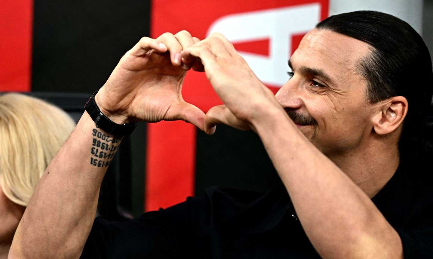 Milan, l'omaggio a Ibrahimovic: cori e striscioni per lo svedese