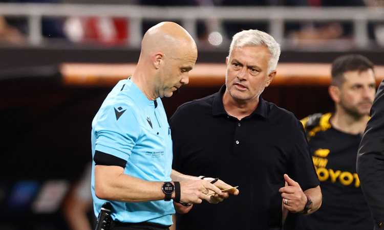 Siviglia-Roma, UEFA apre un'indagine nei confronti di Mourinho. Trattenuto un tifoso per l'aggressione a Taylor