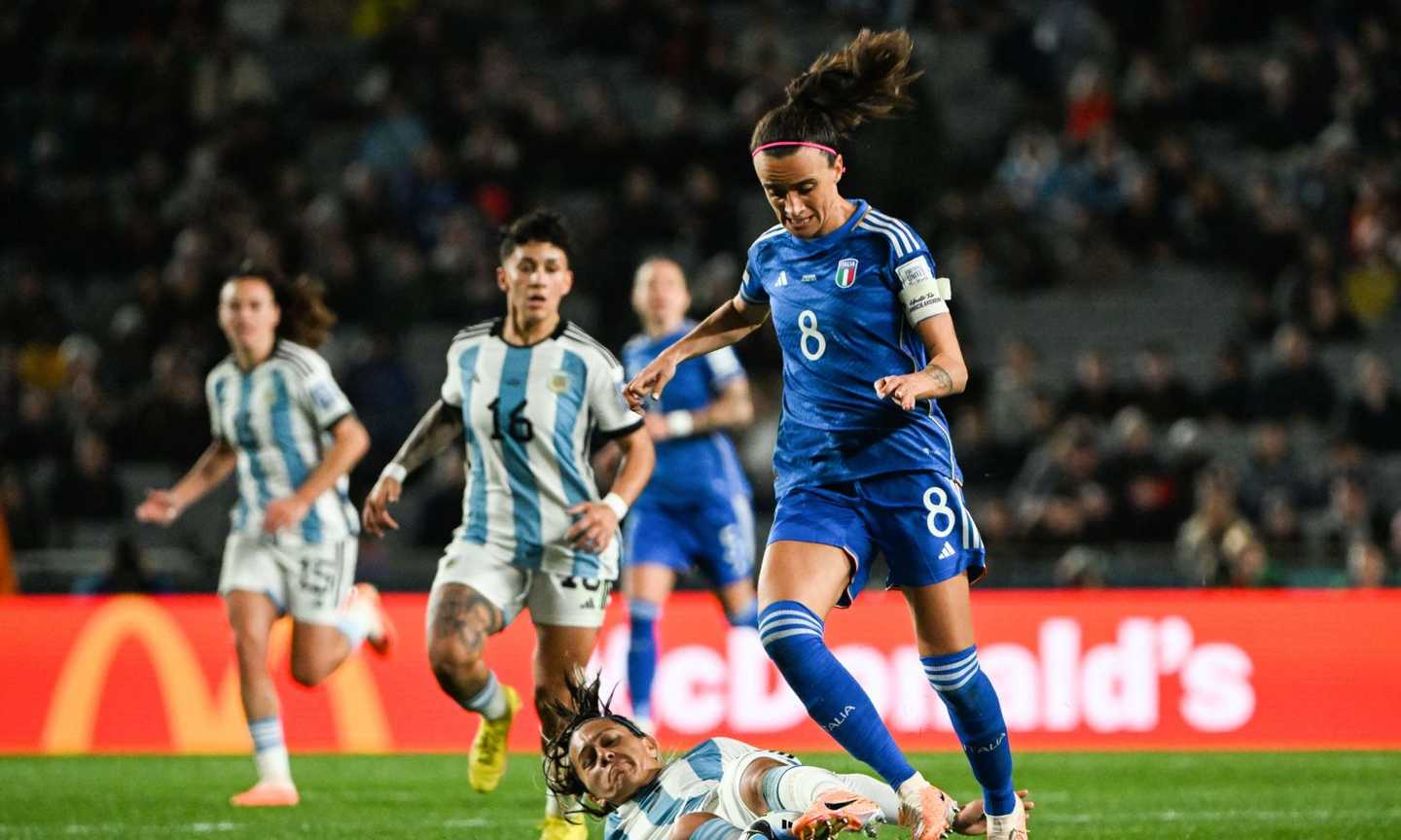 Mondiale femminile: Italia contro la Svezia per il bis. Azzurre sfavorite, la seconda vittoria di fila a 4,75 