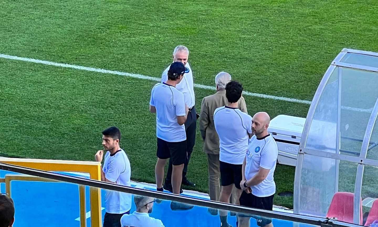 Napoli, De Laurentiis è in ritiro: colloquio di mercato con Garcia e Meluso. Tutti i nomi