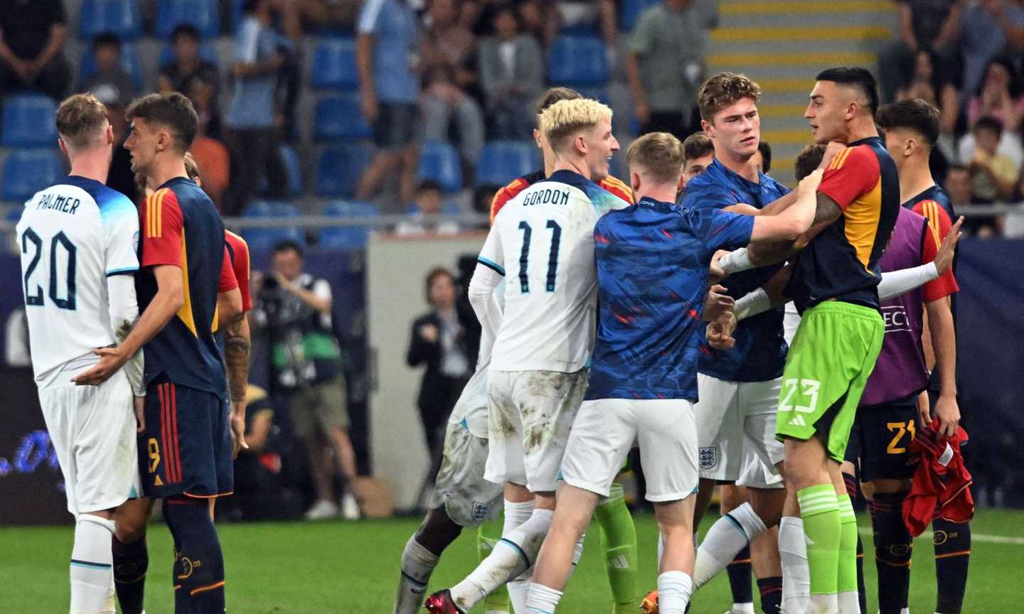 Spagna battuta in finale di Euro U21, il ct attacca l'Inghilterra: 'A me è stato insegnato il rispetto e il fair play'