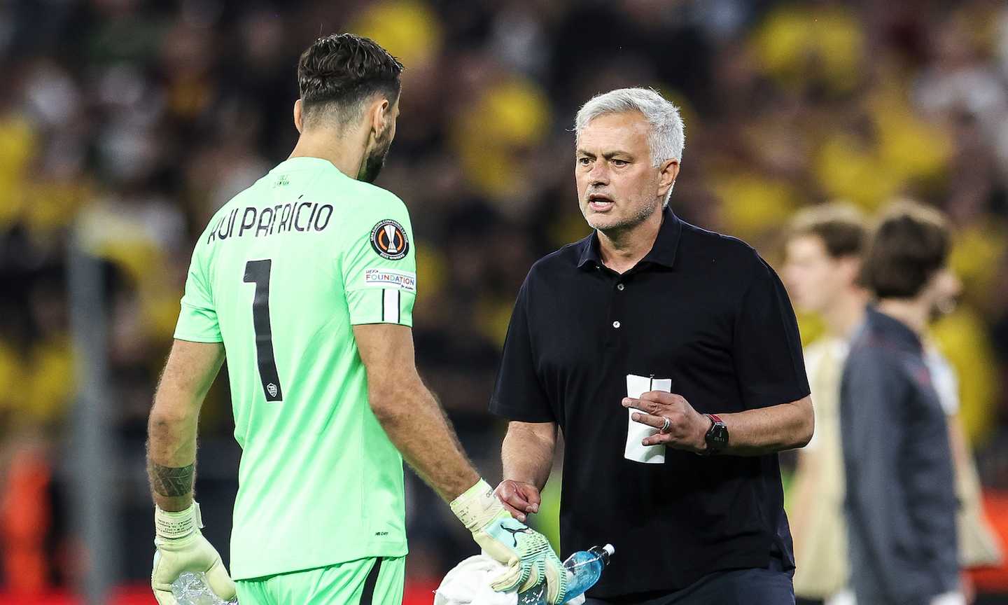 Retroscena Roma: proposti due portieri, Mourinho ha dato fiducia a Rui Patricio