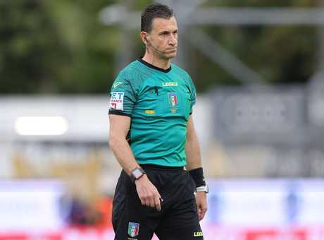 Doveri arbitro di Sassuolo-Milan rimette in circolo la foto con lo