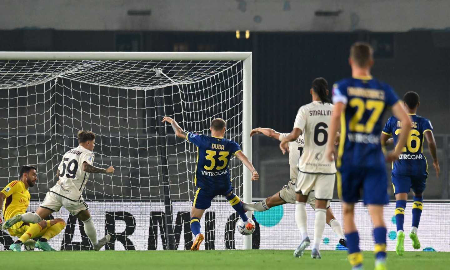 Verona-Roma, le pagelle di CM: Aouar esordio con gol. Pellegrini non basta, Duda straordinario