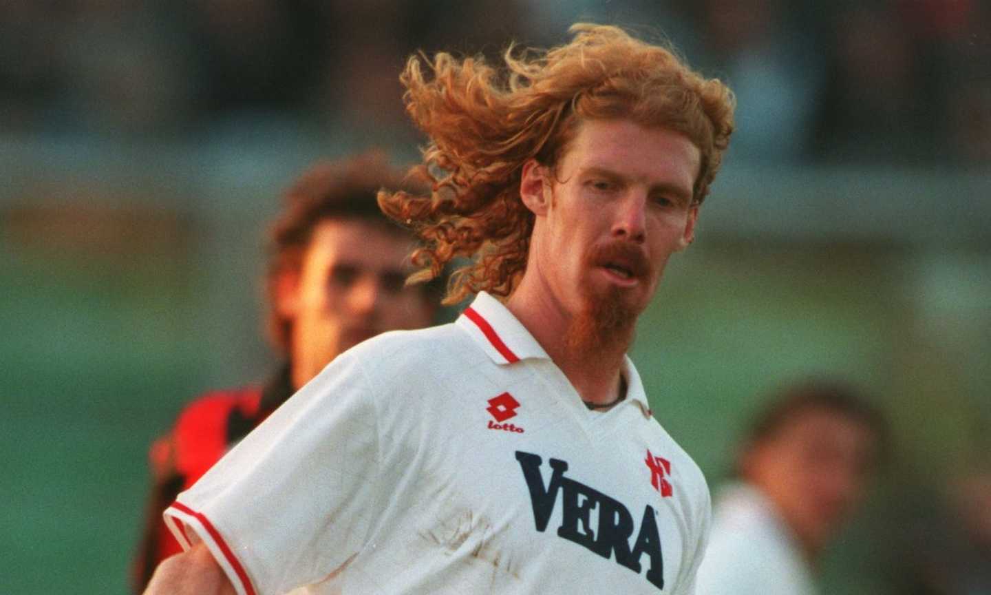 Alexi Lalas, centrocampista del Padova dal 1994 al 1996 Image gallery