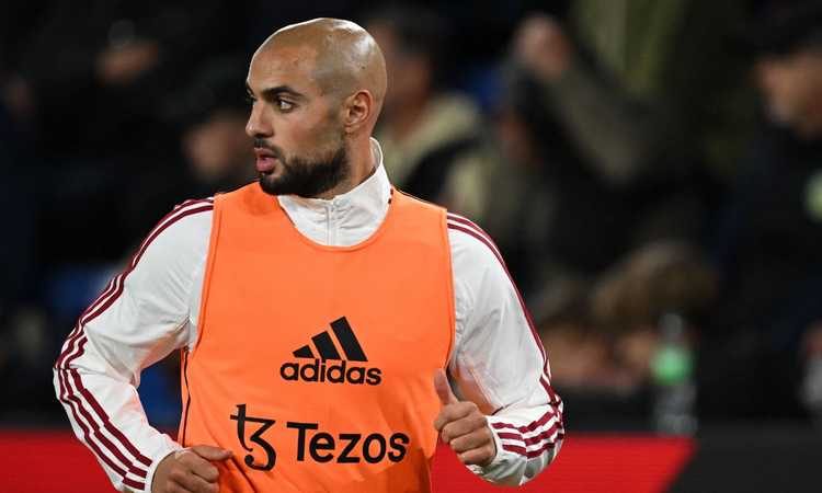 Manchester United, il retroscena su Amrabat: spunta una chiamata di Klopp Manchester United, il retroscena su Amrabat: spunta una chiamata di Klopp