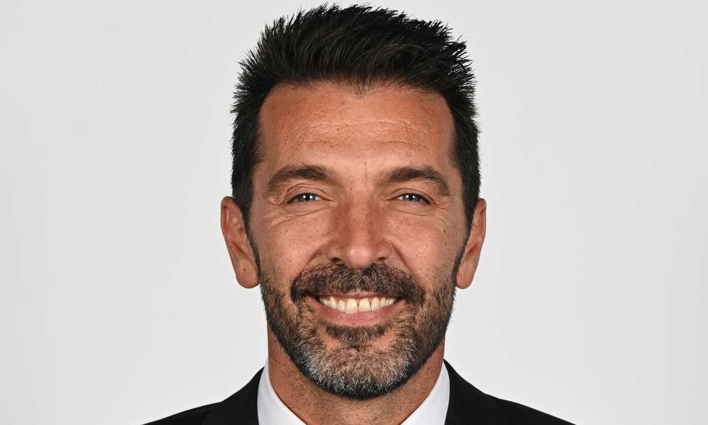 Buffon: 'Kvaratskhelia se la gioca con Haaland e Mbappé. Garcia? È da luglio che so cosa serve al Napoli...'