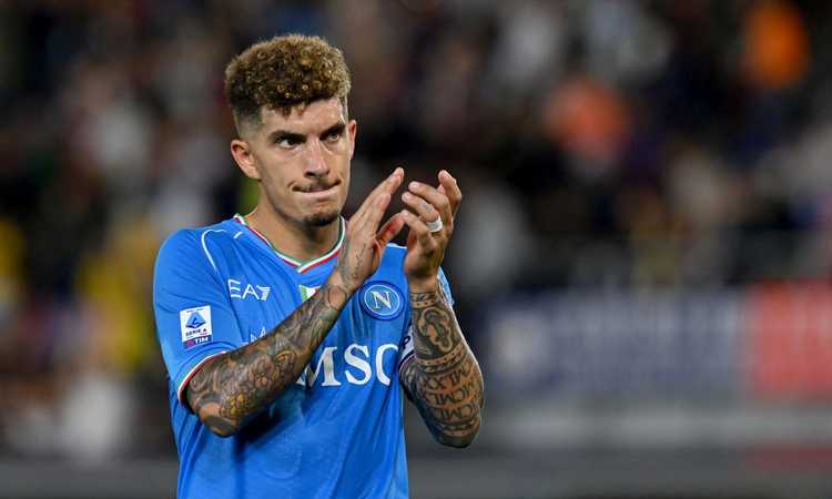 Napoli, Di Lorenzo sbotta: 'Basta tirare in ballo l'anno scorso! Nessun problema con Osimhen' Napoli, Di Lorenzo sbotta: 'Basta tirare in ballo l'anno scorso! Nessun problema con Osimhen'
