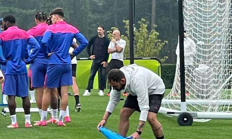 Milan, Ibrahimovic a sorpresa a Milanello. Colloqui con Pioli, Moncada e Furlani FOTO e VIDEO